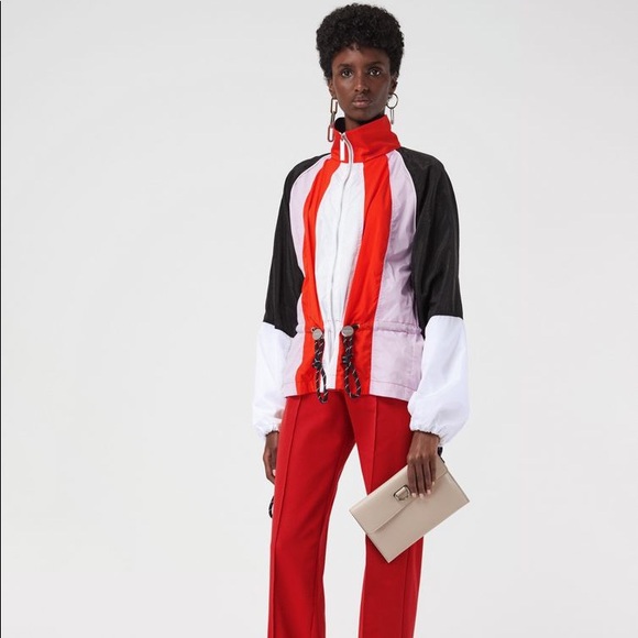 BURBERRY D-ring Leather Pouch With Coin Case - Picture 8 of 16